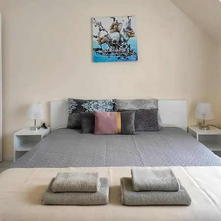 Beachfront Panoramic Flat @ South Bay Apartment Varna