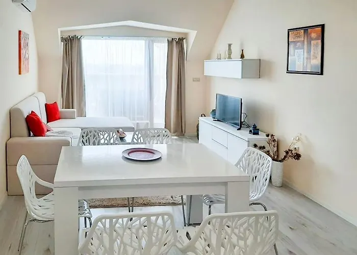 Beachfront Panoramic Flat @ South Bay アパート *