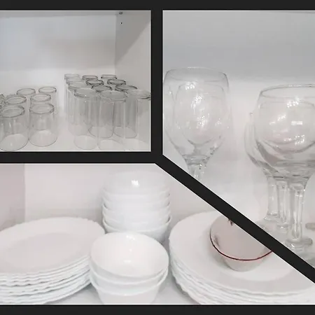 Beachfront Panoramic Flat @ South Bay Apartman